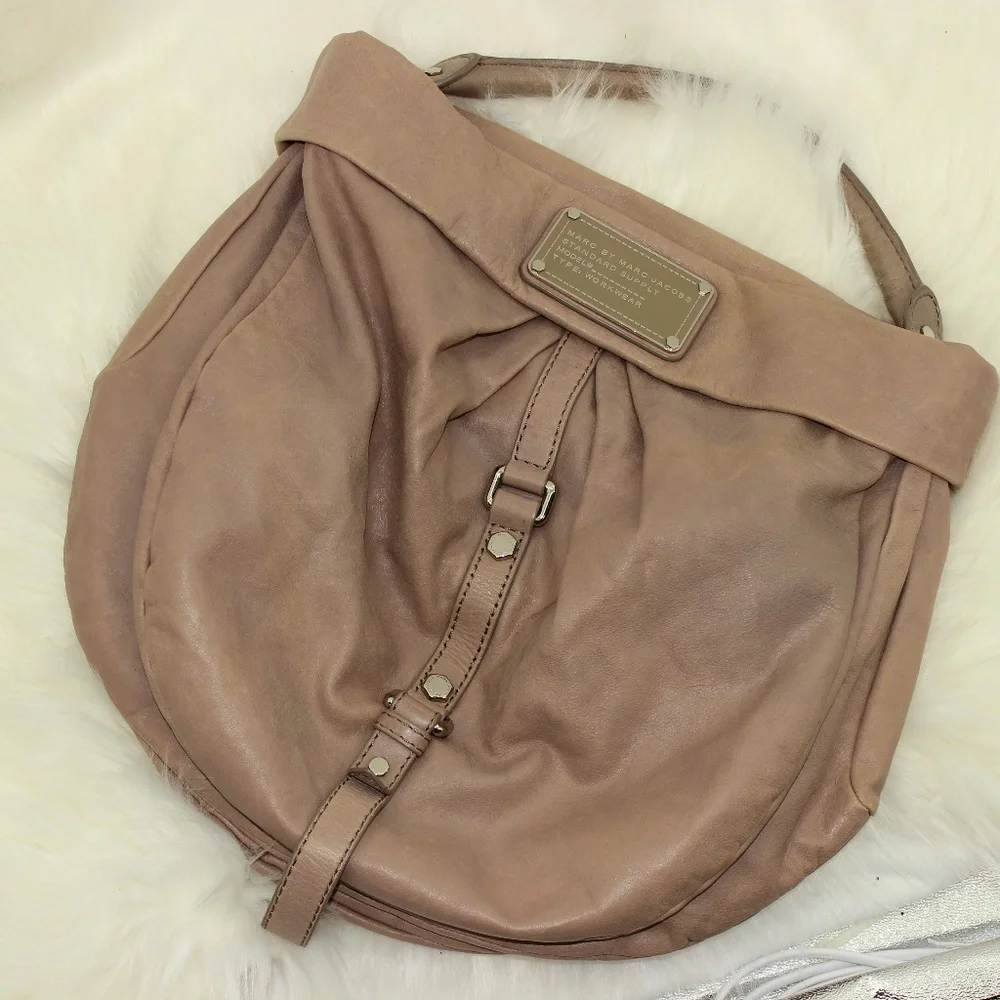 Marc Jacobs Too Hot to Handle Taupe Leather Hobo